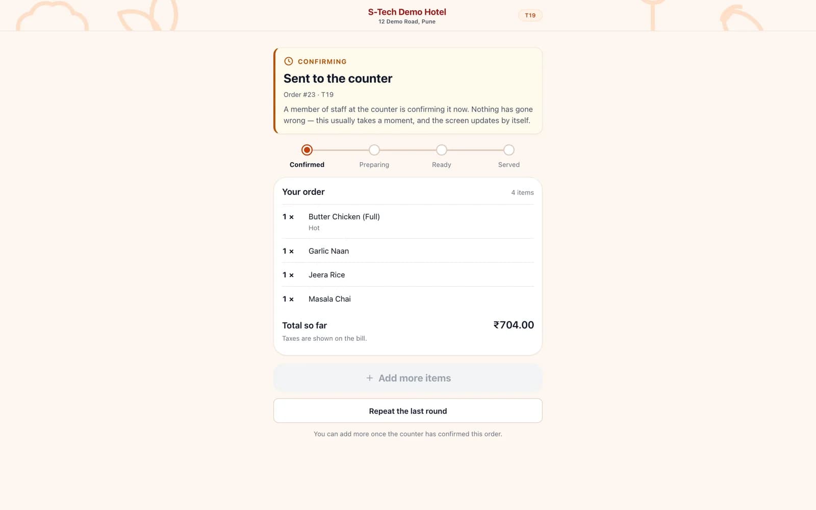 Guest order status screen showing the order sent to the counter for confirmation, progress steps and the four ordered dishes with portion and spice level